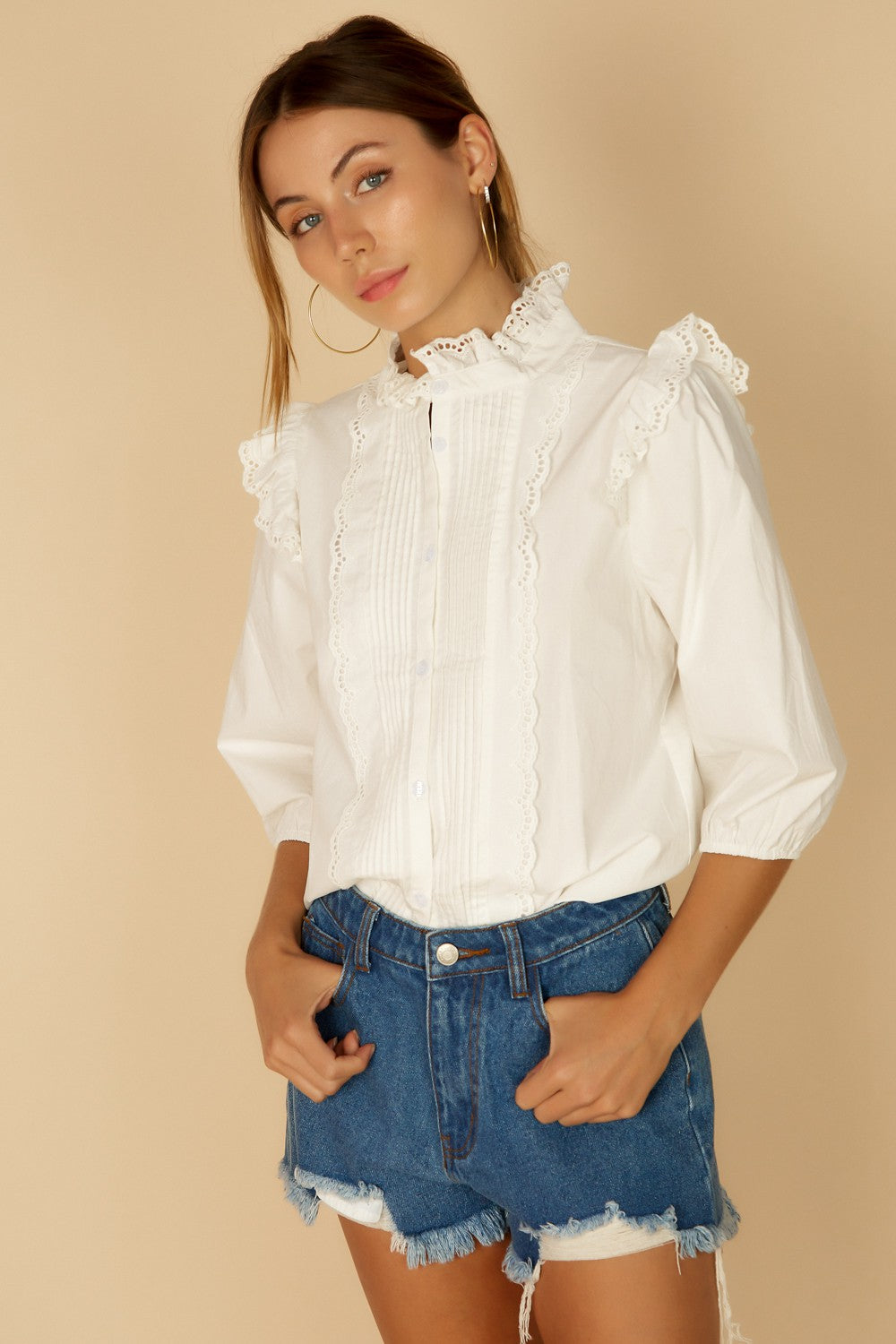 Pleats detail white top